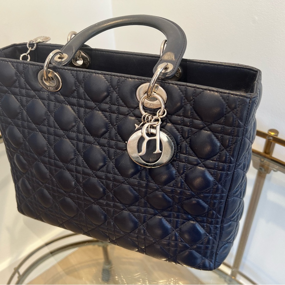 Large lady dior